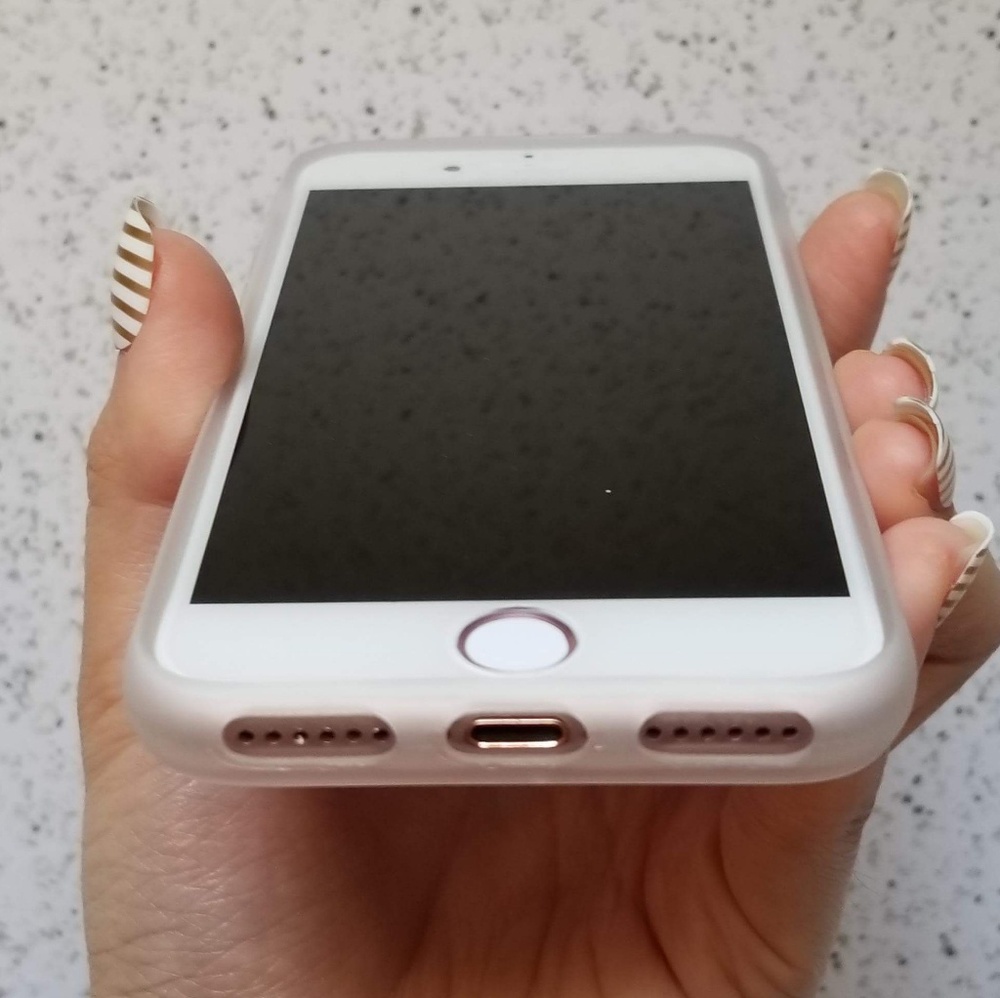 iPhone Marble Case - Picture 3 of 3